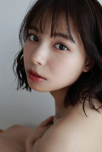 宮崎あみさファースト写真集『1920』