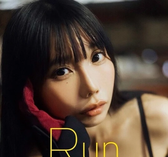 SHACHIデジタル写真集『Run Away』オンラインサイン会、10月17日（土）に開催予定！