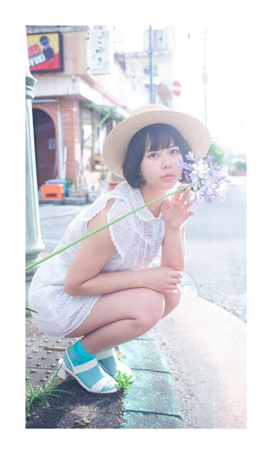 ちなぷぷデジタル写真集『楽園遊泳／ゆく夏のロマンス』
