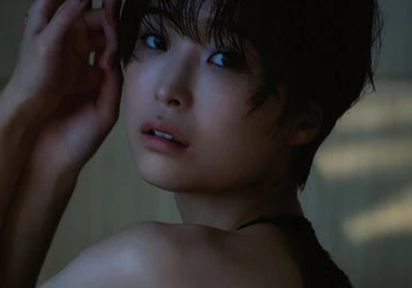 渡邊渚ファースト写真集『水平線』、6月25日（水）発売！