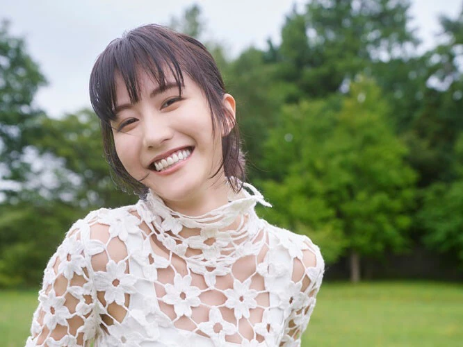 ＜終了＞土生瑞穂、週プレ43・44合併号掲載記念オンラインサイン会を10月8日（火）に開催予定！