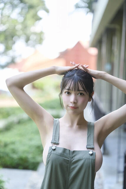 『七瀬ななファースト写真集（仮）』