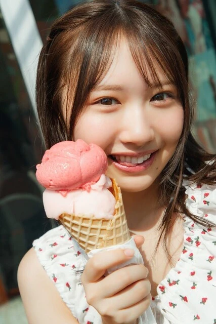 『日向坂46 藤嶌果歩1st写真集』