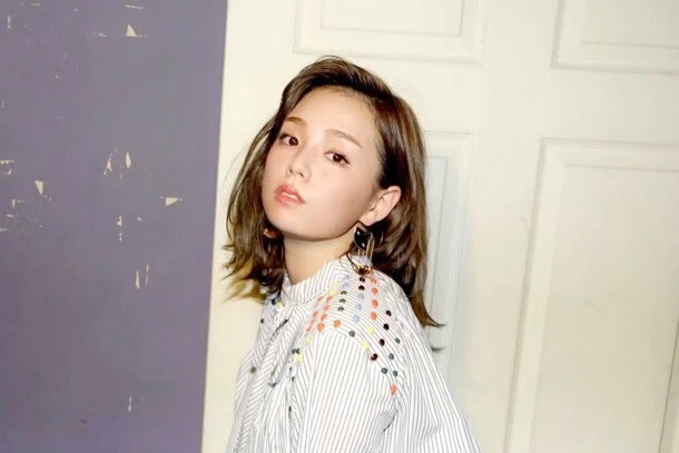 ＜終了＞篠崎 愛オンラインサイン会を１月２１日（金）開催！　抽選でＺｏｏｍトークイベントも