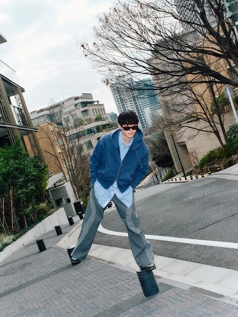 絃瀬聡一デジタル写真集『Gifted』