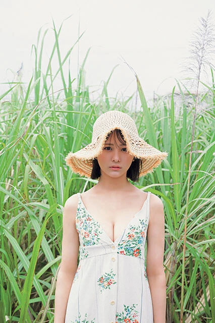 ≠ME尾木波菜1st写真集『おぎはな』