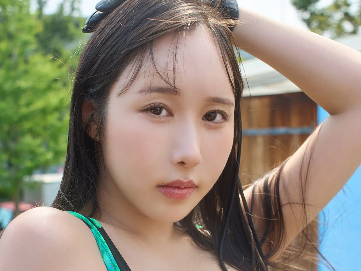 "天然Iカップの天使"宇佐美りな、 最新デジタル写真集『揺れて乱れて。』が9/21に発売! R-18版と全年齢版の2形態を同時展開!!