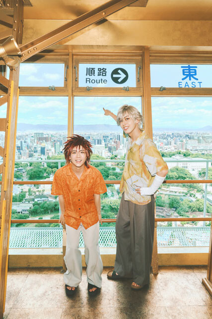 白石蔵ノ介＆遠山金太郎 DIGITAL PHOTO BOOK『No Way！』　© 千葉タイチ／集英社 © 許斐 剛／集英社・テニミュ製作委員会