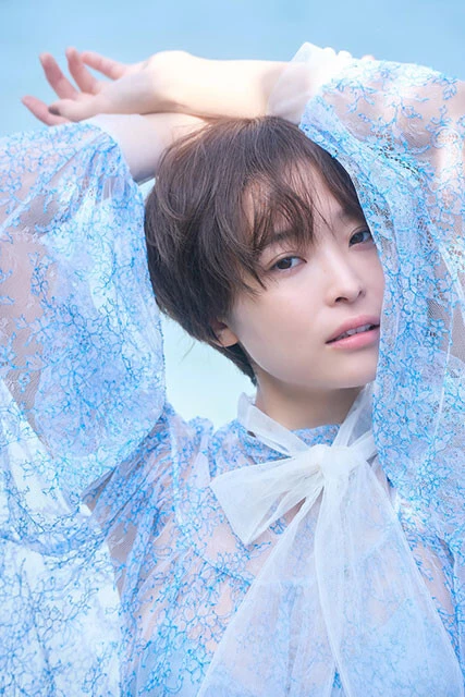 渡邊渚1st写真集『水平線』