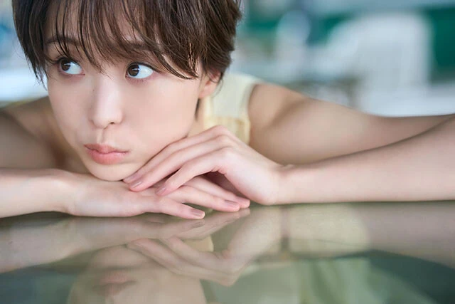 渡邊渚1st写真集『水平線』