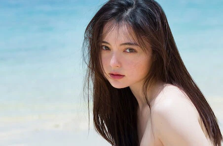 ＜終了＞坂巻有紗1st写真集『私を見て...』発売記念オンラインサイン会、8月26日（月）開催予定！