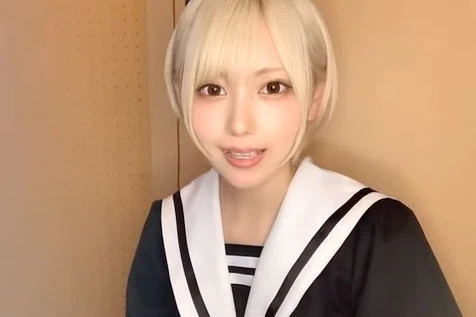 【動画】篠崎こころデジタル写真集『溺れる』発売！