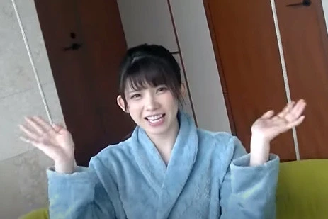 【動画】えなこ『Ｃａｌｅｎｄａｒ　Ｇｉｒｌ』メッセージ