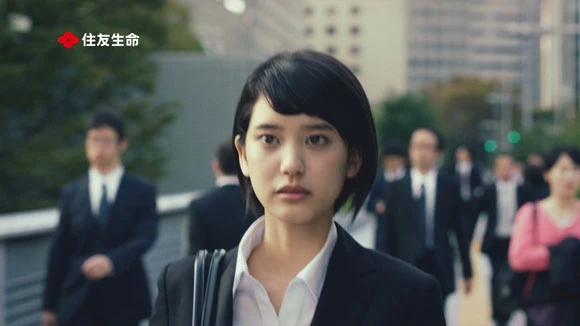 住友生命「僕たちの冬・就活篇」。面接の緊張感や就活の必死さがビシビシ伝わるストーリー。紘菜ちゃんの回転ジャンプもお見逃しなく!