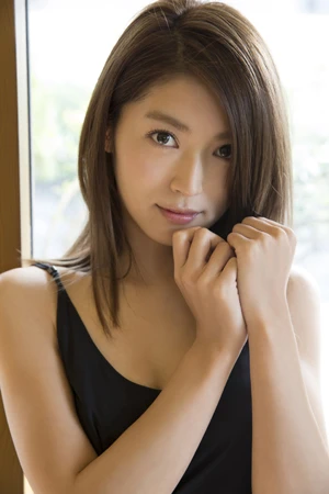 元『ＪＪ』専属ブロガーモデルのキレイなお姉さん、大口智恵美は女子校育ちの“妄想族”だった？