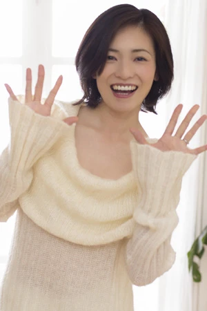 大人ＡＫＢ４８・塚本まり子「パパ（主人）に『水着じゃないよ』って言ったら安心してました（笑）」