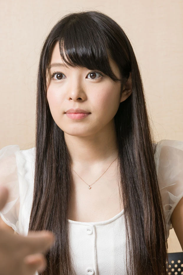 ホメられたいポイントを聞かれると「クビレがうれしいです」と応えた