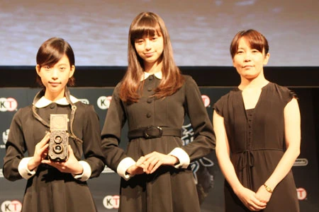 “クラス全員が美少女”のホラー映画『劇場版　零～ゼロ～』に人気モデル・中条あやみと森川葵が出演！