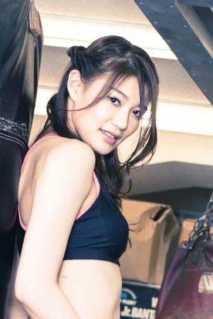 【２０１４春ＨＯＰＥ美女】ボクシング界を沸かす圧倒的美貌・高野人母美