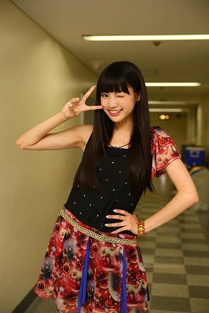 9月22日(月)にはフーストソロ写真集も発売される志田がキメ!