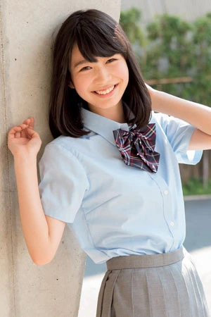 【サキドリ制服女優】マルチな才能を発揮する女優界の“メディアミックス”！　岡本夏美