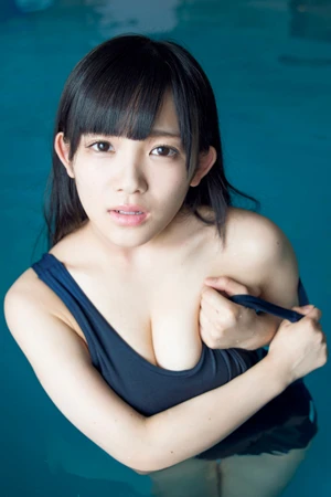 世代別モデルをフルコンプ　スクール水着はここまで進化している！