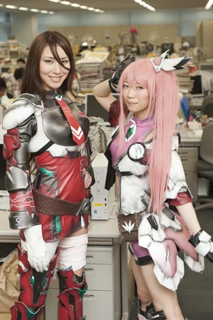 コスプレ女子が熱烈アピールする大定番ＲＰＧ「ファンタシースター」の最新作は恋愛要素も？　さらに流出動画まで！