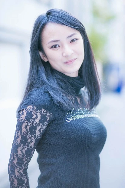 ホラークイーン・三輪ひとみが激しすぎるからみですべてを脱いだ！「人間ってこんな生々しいんだって…」