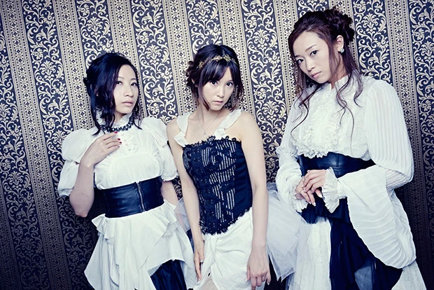 武道館即日完売、注目度急上昇の美人ボーカルユニットｋａｌａｆｉｎａの素顔 「もし週プレのグラビアに出るなら？」