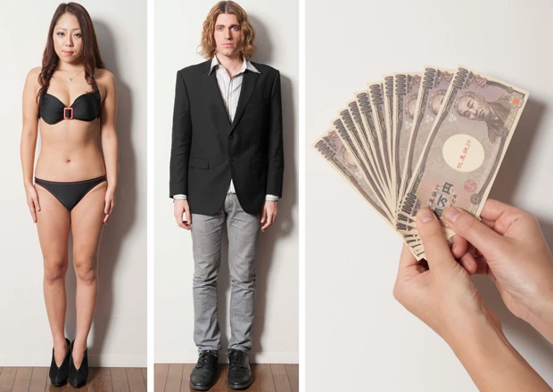  グラドルの白いん子さん。ラスベガス出身のモデルでクリス・マッコームスさん。札束（子供銀行券）３千万円分