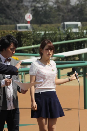 グラドル顔負けのプロポーションがネットで話題になっている鷲見玲奈アナ