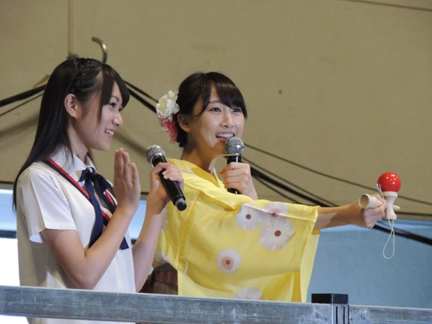 まさかのけん玉成功に自分自身がビックリしている玲奈ちゃん