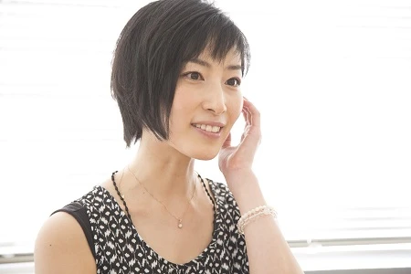 出産＆シングルマザーを明かした佐藤寛子が過去の男性遍歴も告白「怖がってても前進できない」