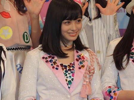 Rev.from DVLの橋本環奈は「普段、対バンをしないので、いろいろなアイドルさんとご一緒できるのがすごく楽しいんです」と話した