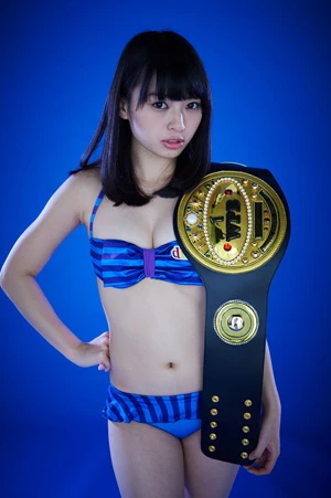 「アイカレさんやアプガさんのファンも奪うつもりで…」“ 2000年にひとりの美少女”drop滝口ひかりが『グラバカ!』バトルで吠えた!