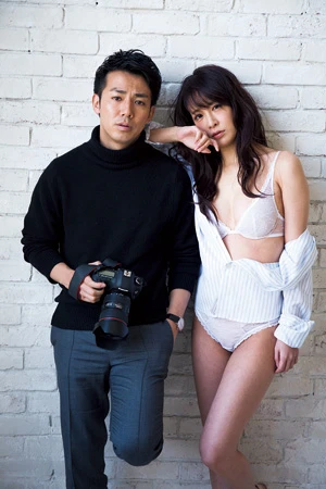 ピース綾部、神室舞衣でカメラマンデビュー！ グラビア界に空前の衝撃作を投下！？