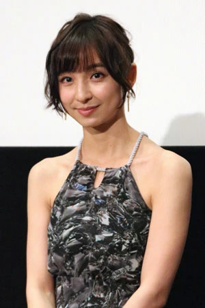 『テラフォーマーズ』出演の篠田麻里子を三池監督が演技＆スタイルとも大絶賛「原作より衝撃的なキャラに…」