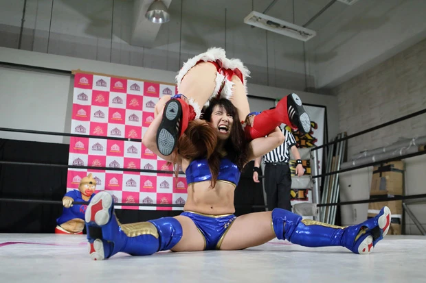 注目の筋肉アイドル・才木玲佳がキン肉マンの超人をめざす！ 挑戦した “十番勝負”の必殺技とは