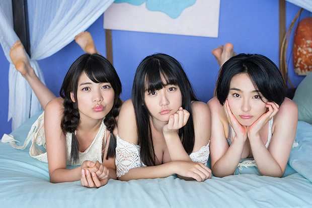 2代目“週プレ3姉妹”。メンバーは松永有紗、浅川梨奈、早乙女ゆうの3人