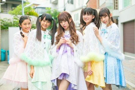 「パンチラ」はもう古い？ 佐藤麗奈率いるマジパンがデビュー！