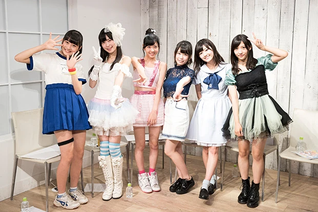 ＴＩＦ公式ガイドブック『ナツ☆イチッ！』連動オーディションで大注目のファイナリスト６人がお披露目！