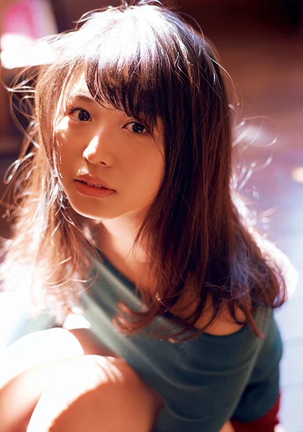 けやき坂４６・長濱ねるが初ソログラビアで見せた“強運”と“文学力”