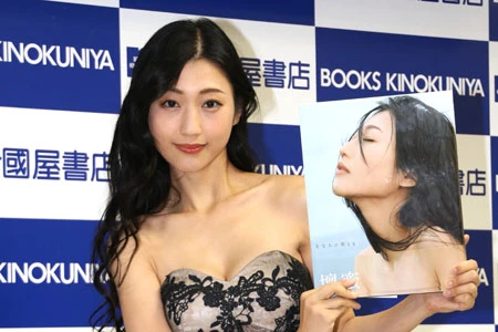 壇蜜が４年ぶりヌード写真集を刊行。お気に入りは“タマタマ”のカット？　