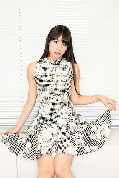 グラビアファンがイチ推しする新女王、“くびれスト”川崎あやちゃんの暗すぎる過去とは…