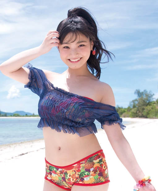 片岡沙耶（Ｇｃｕｐ　９０ｃｍ）１９９３年７月１８日生まれ　身長１５４ｃｍ　『ｍａｔｅｒｉａｌ．』（ＫＡＤＯＫＡＷＡ）