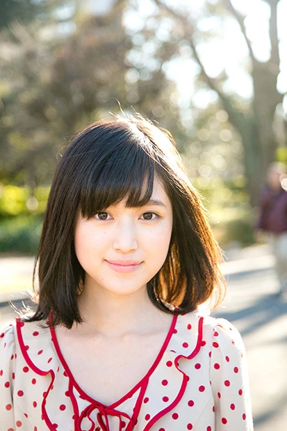 「東宝シンデレラ」グランプリに輝いた福本莉子が貴重な初撮影！ 無垢な素顔のピュアっぷりとは…