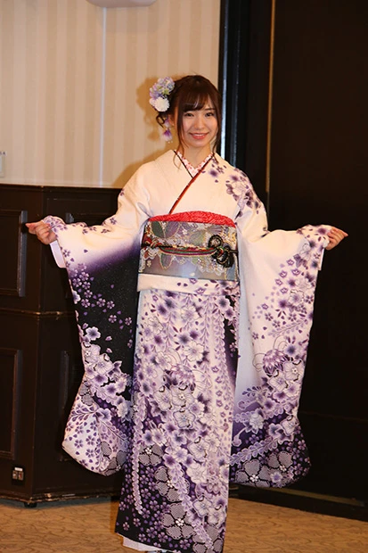 ＡＫＢ４８　福地礼奈