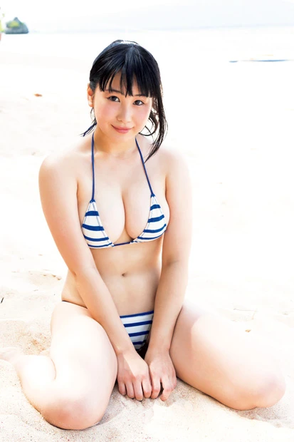 北海道で育まれたむっちり柔らかパイ！　道産子のむっちりグラマー。「イベントでは『（これからは）色気以上の“エロ気”を出していきたい！』なんて過激発言も」（Ｒｙｕ）。『いいかんじ♪』（スパイスビジュアル）