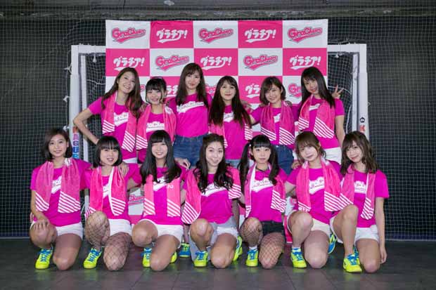 目指すは尻相撲世界大会？ グラドルが集う『グラチア』で鈴木ふみ奈が宣言！