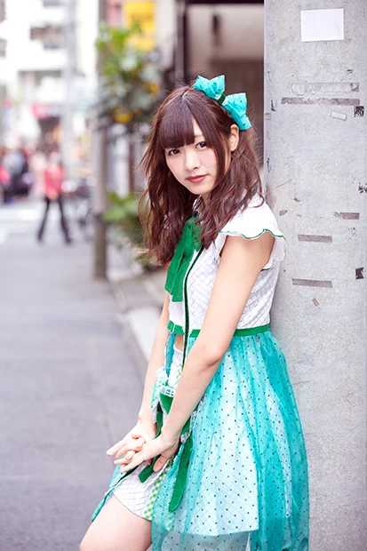 望月みゆ（みゆちぃ）２０１３年加入。バンもん！のベース担当。得意のダンスをいかして、ニコニコ動画「踊ってみた」の踊り手としても人気